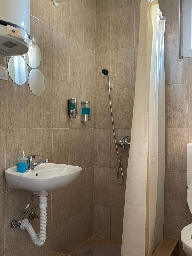 Apartmani Marija Zemun Zemun Polje エクステリア 写真