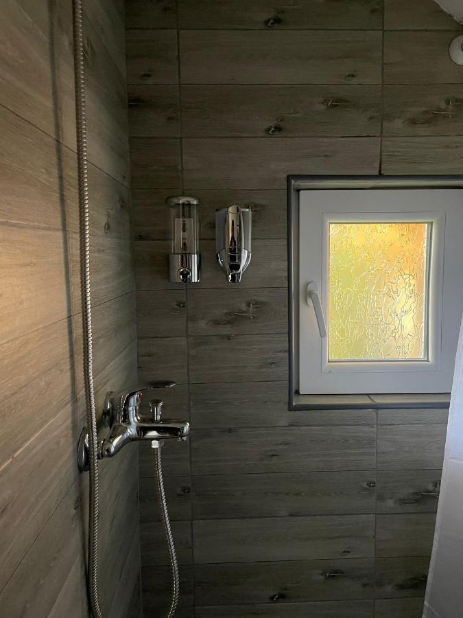Apartmani Marija Zemun Zemun Polje エクステリア 写真